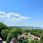 Kopernika 10 *