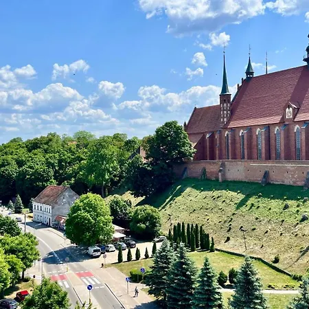 Apartment Kopernika 10 *